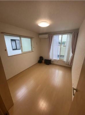 成田市吾妻３丁目の中古一戸建て
