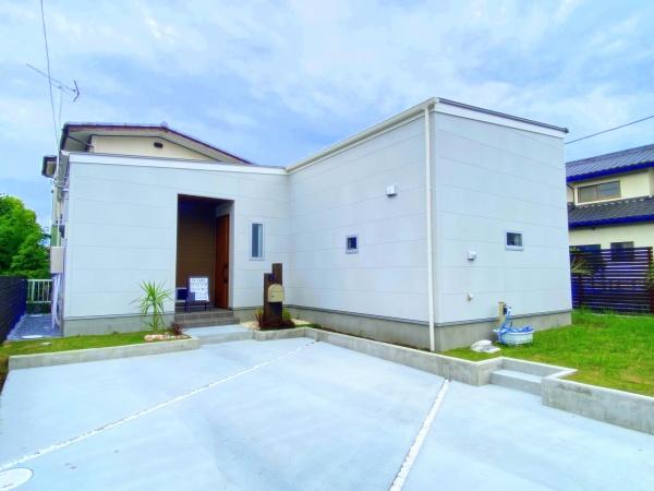 茂原市中の島町　新築戸建て