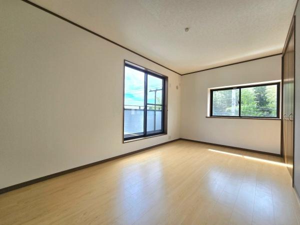 八千代市下市場１丁目の中古一戸建て