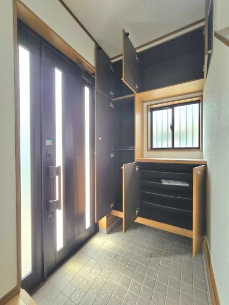 八千代市下市場１丁目の中古一戸建て