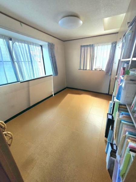 市川市末広２丁目の中古一戸建て
