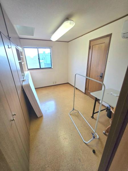 市川市末広２丁目の中古一戸建て