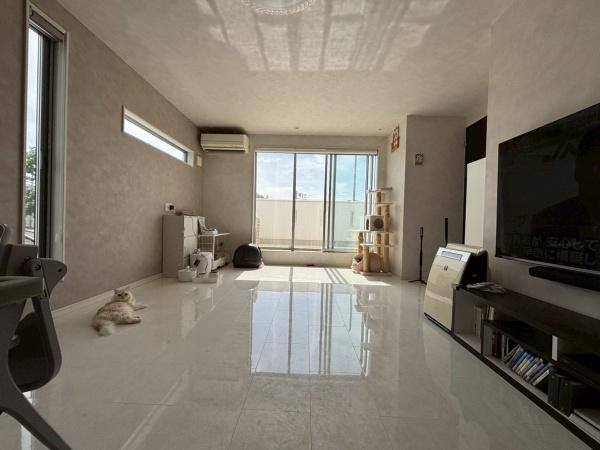 佐倉市寺崎北1丁目の中古一戸建て(リビング)