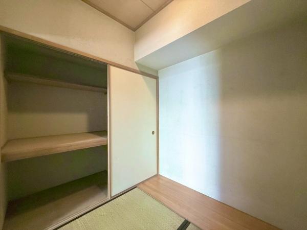 スカイプラザユーカリが丘イーストタワー(収納)