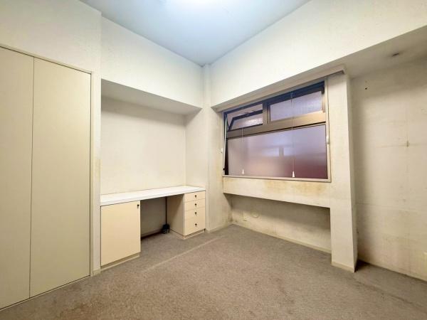 スカイプラザユーカリが丘イーストタワー(洋室)