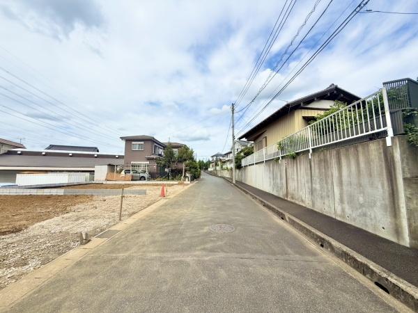 佐倉市石川4期 新築分譲住宅 全2棟(前面道路含む現地写真)