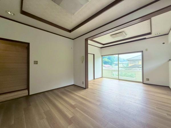 佐倉市大佐倉の中古一戸建て(リビング)