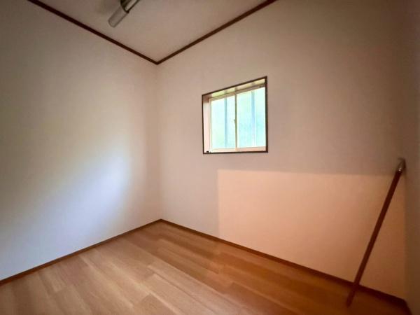 佐倉市大佐倉の中古一戸建て(収納)