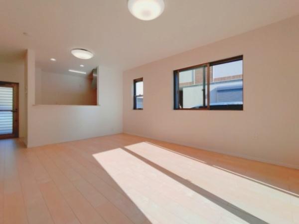 千葉市稲毛区園生町　戸建て