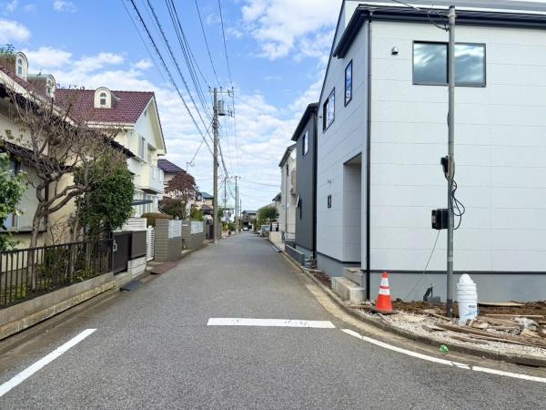 八千代台北11丁目 新築戸建 全2棟(前面道路含む現地写真)