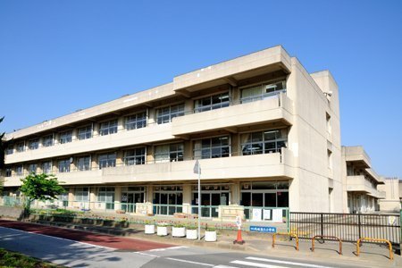 稲毛高浜北住宅27棟(千葉市立磯辺第三小学校)