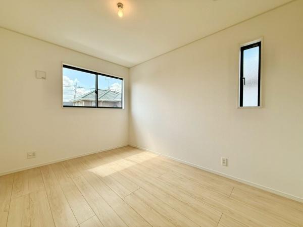 八街市富山第1　新築戸建　全1棟