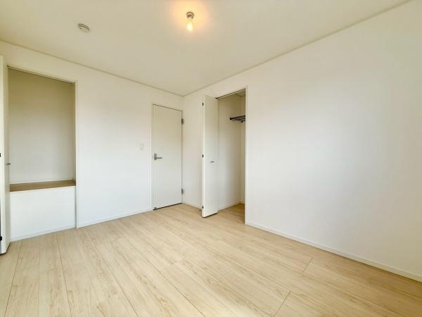 八街市富山第1　新築戸建　全1棟