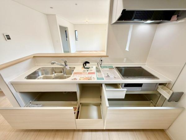 八街市富山第1　新築戸建　全1棟