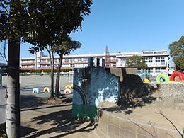 千葉パークハウス(千葉市立鶴沢小学校)