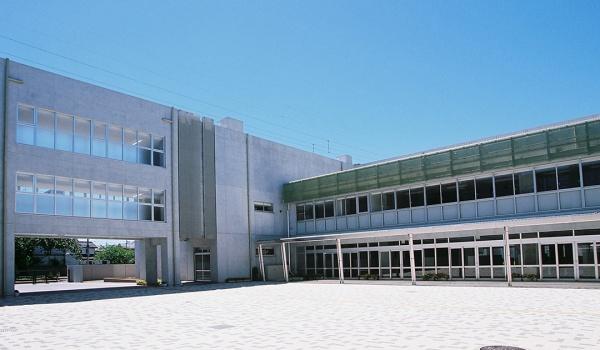 ガーデンプラザ新検見川１１番館(千葉市立花園中学校)