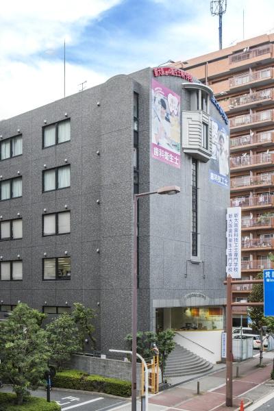 ライオンズマンション新大阪第5(新大阪歯科衛生士専門学校)