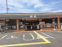 ファミール・パーク鶴見(セブンイレブン大阪今津中1丁目店)