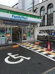 天神橋ホワイトハイツ(ファミリーマート天六北店)