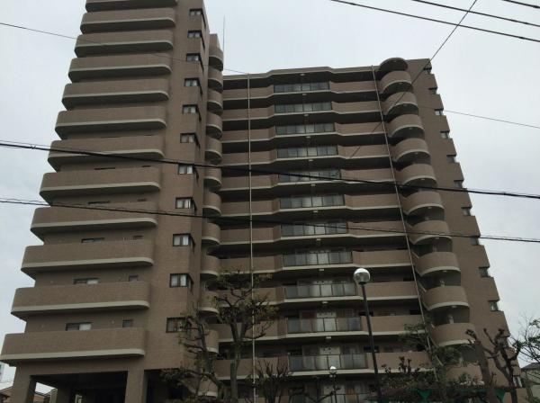 ファミール鶴見