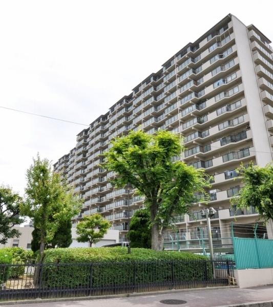 京橋グリーンハイツ三号棟