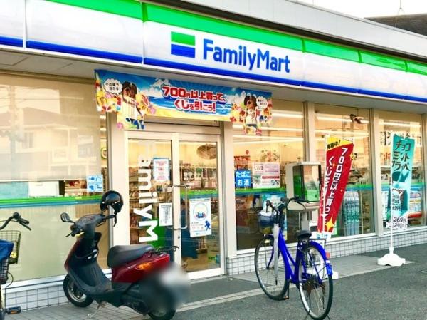 キャステージパーク4番街(ファミリーマート東太子一丁目店)