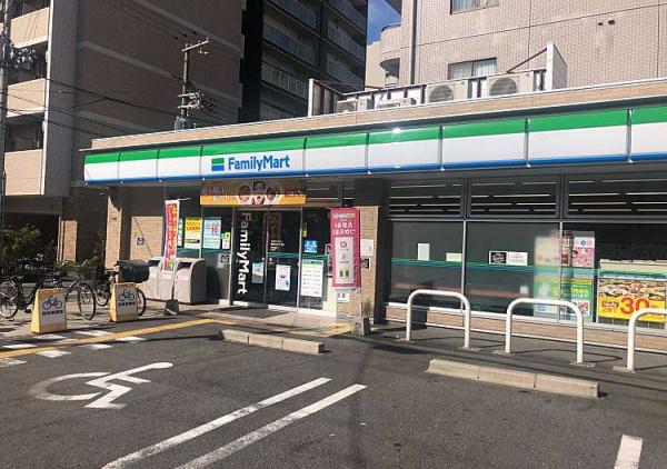 朝日プラザアルティマタワーズ(ファミリーマート城東中央二丁目店)