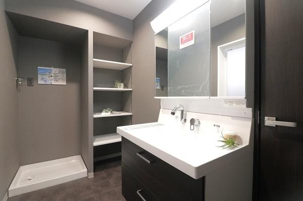 朝日プラザアルティマタワーズ