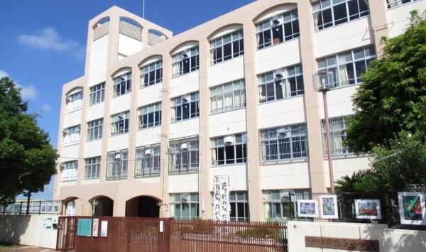 須磨パークヒルズG棟(GEMINI)(神戸市立南落合小学校)
