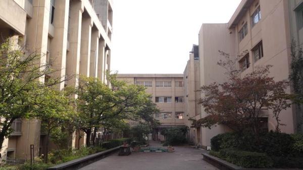 西宮グリーンマンション1号館(西宮市立深津中学校)