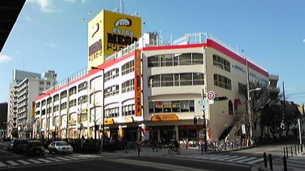 ドムール北市岡(MEGAドン・キホーテ弁天町店)