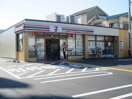 ディオ・フェルティ豊中(セブンイレブン豊中千里園1丁目店)