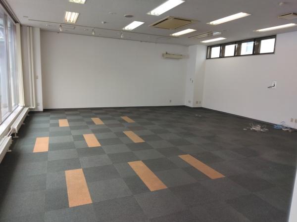 旭川一棟ビルと更地（駐車場）一括売却