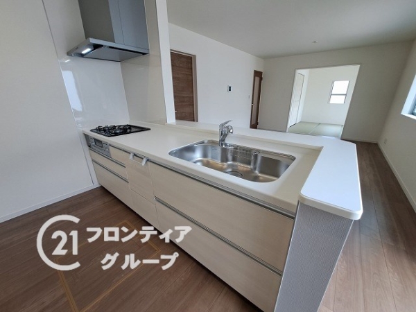 木津川市加茂町里中森　新築一戸建て　１期　３号棟