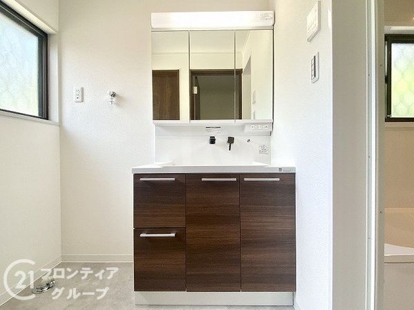 奈良市東登美ヶ丘６丁目の中古一戸建て