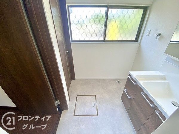 奈良市東登美ヶ丘６丁目の中古一戸建て