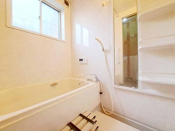 香芝市関屋北２丁目　中古一戸建て