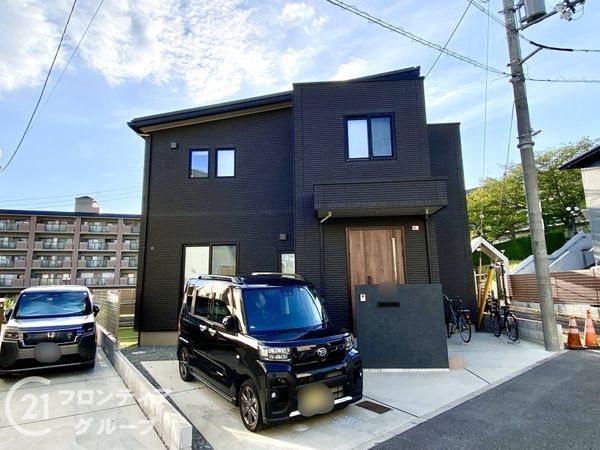 奈良市三松２丁目の中古一戸建て