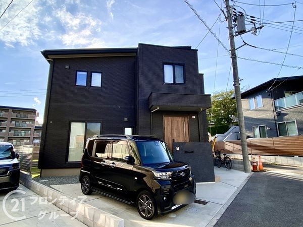 奈良市三松２丁目の中古一戸建て
