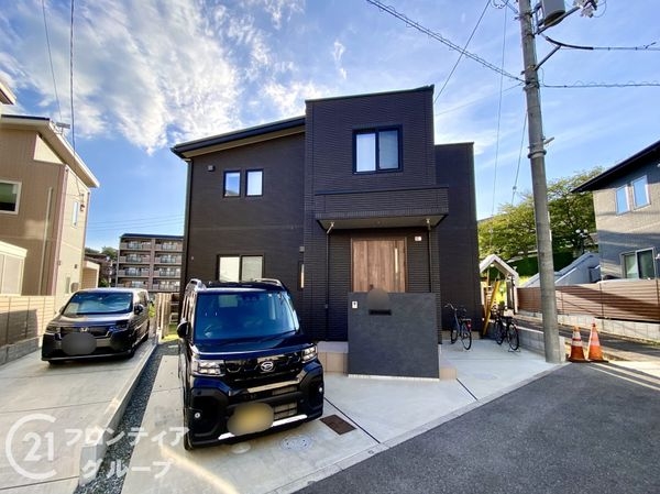 奈良市三松２丁目の中古一戸建て