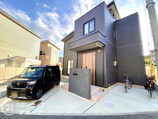 奈良市三松２丁目の中古一戸建て