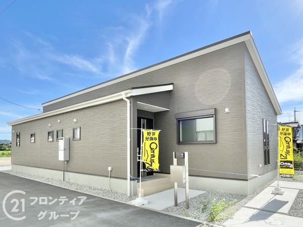 大和高田市大字奥田　新築一戸建て　６期　２号棟