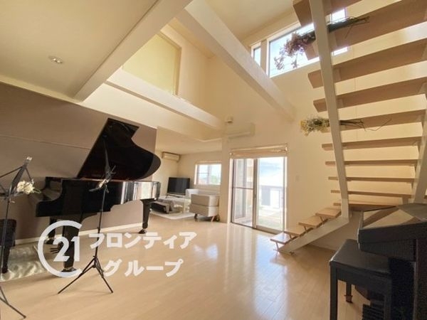 奈良市敷島町１丁目の中古一戸建て