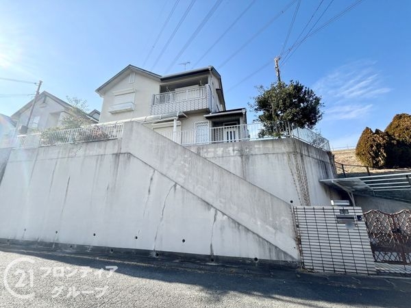 生駒市喜里が丘２丁目　中古一戸建て