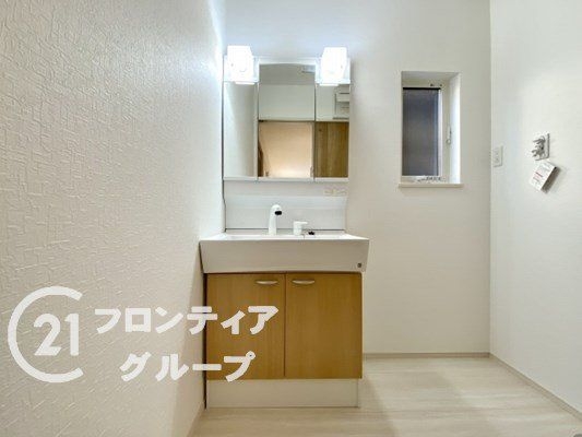 生駒郡斑鳩町目安４丁目の中古一戸建て