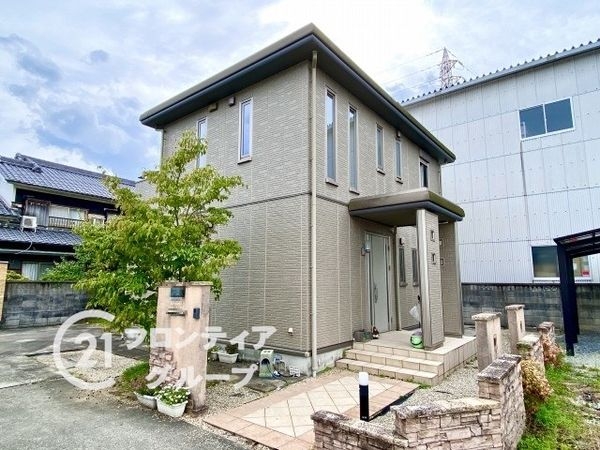 天理市西長柄町　中古一戸建て