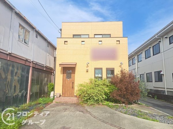 奈良市八条町　中古一戸建て