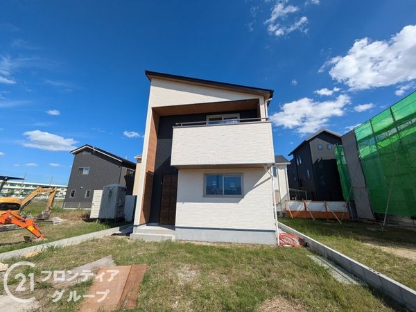 生駒郡斑鳩町阿波１丁目　新築一戸建て