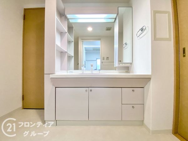 ローレルスクエア木津川台第１期１番館　中古マンション