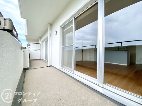 ローレルスクエア木津川台第１期１番館　中古マンション